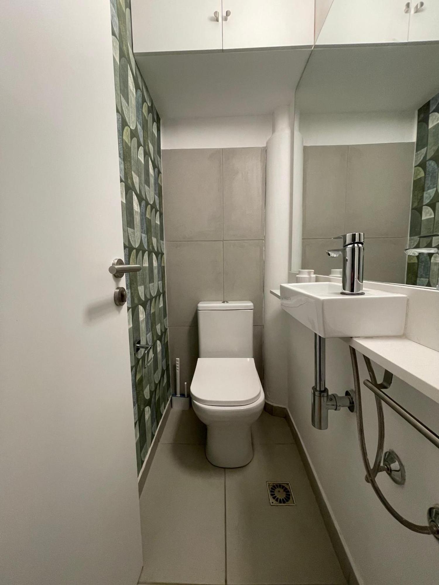 Apartment Stylish With Balcony Cozy In Excellent Location