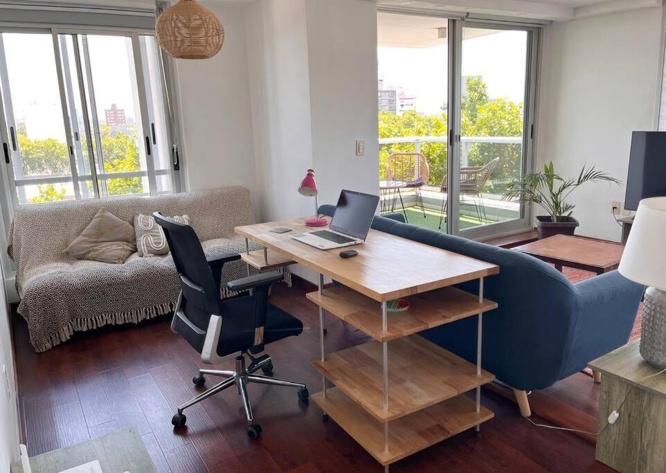 Estupendo Con Parrillero Y Garage Apartamento