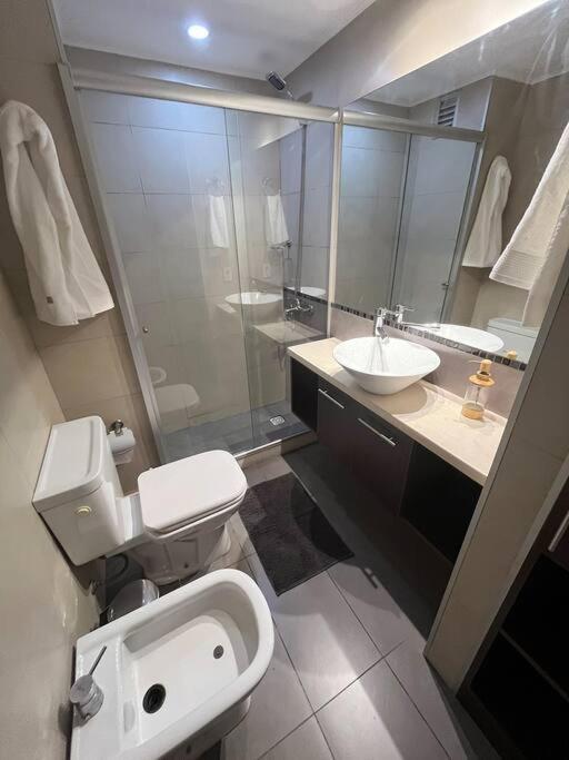 Apartamento Estupendo Con Parrillero Y Garage