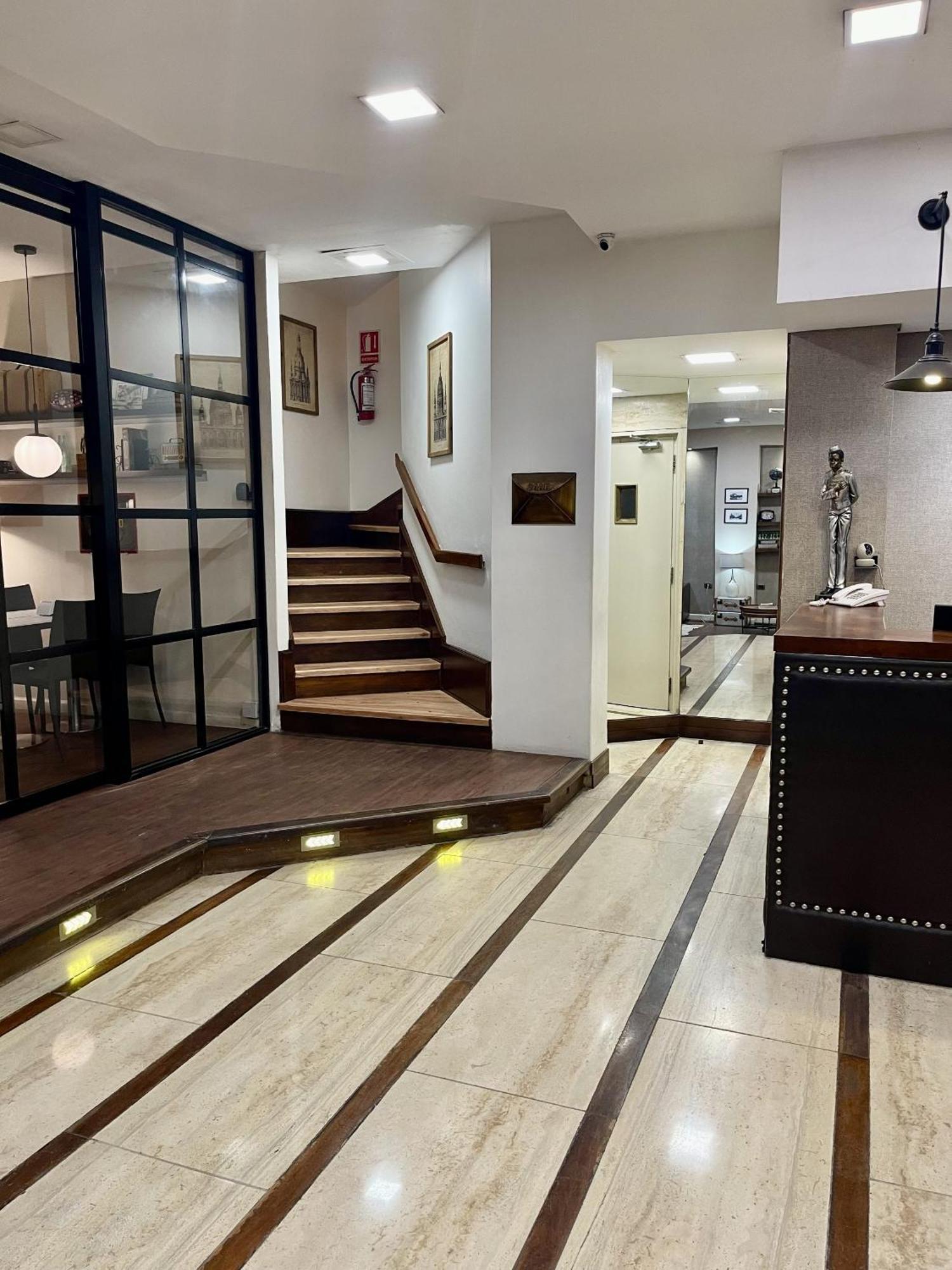 Alvear Hotel