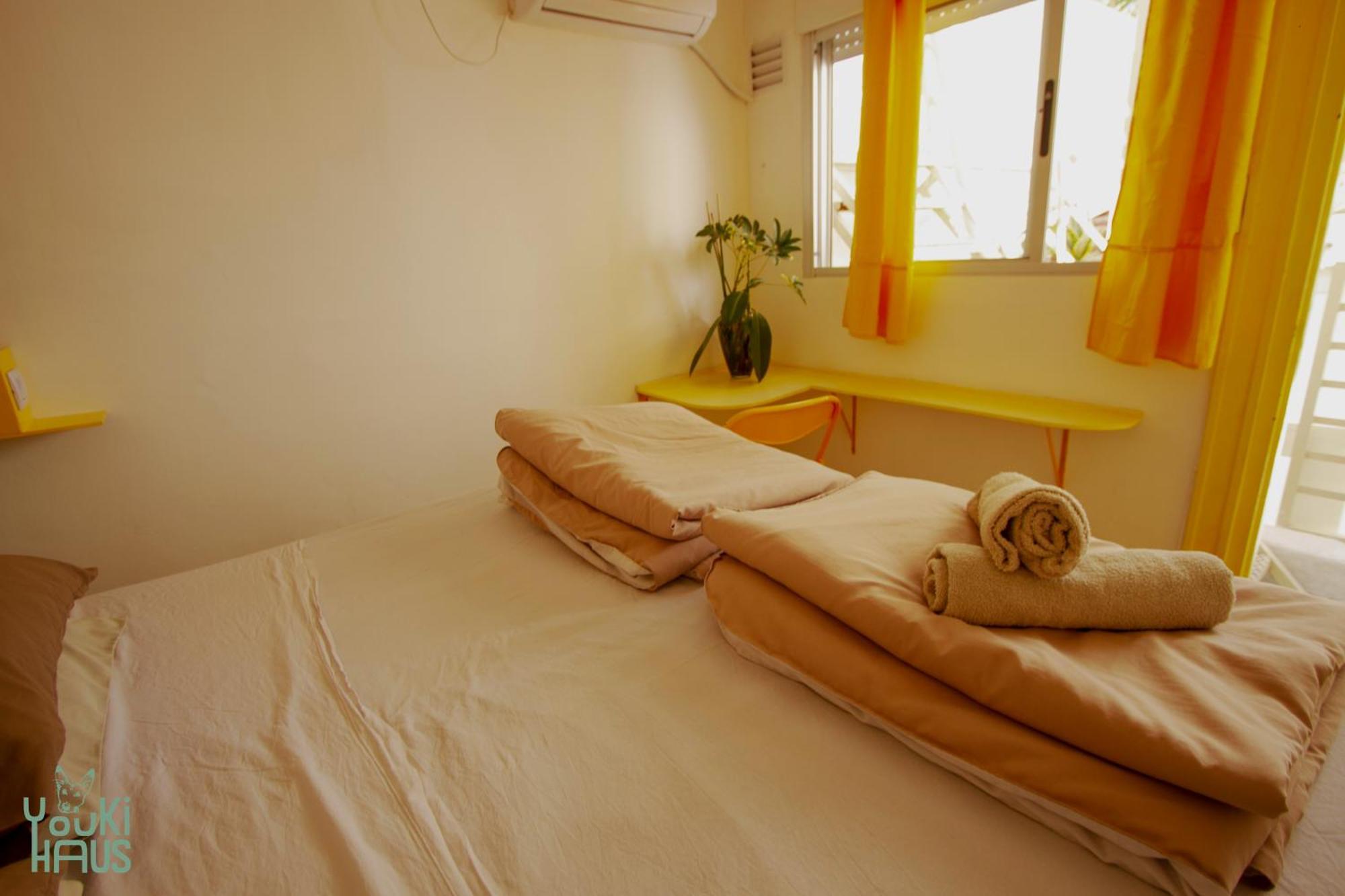 Youki Haus Hostal *