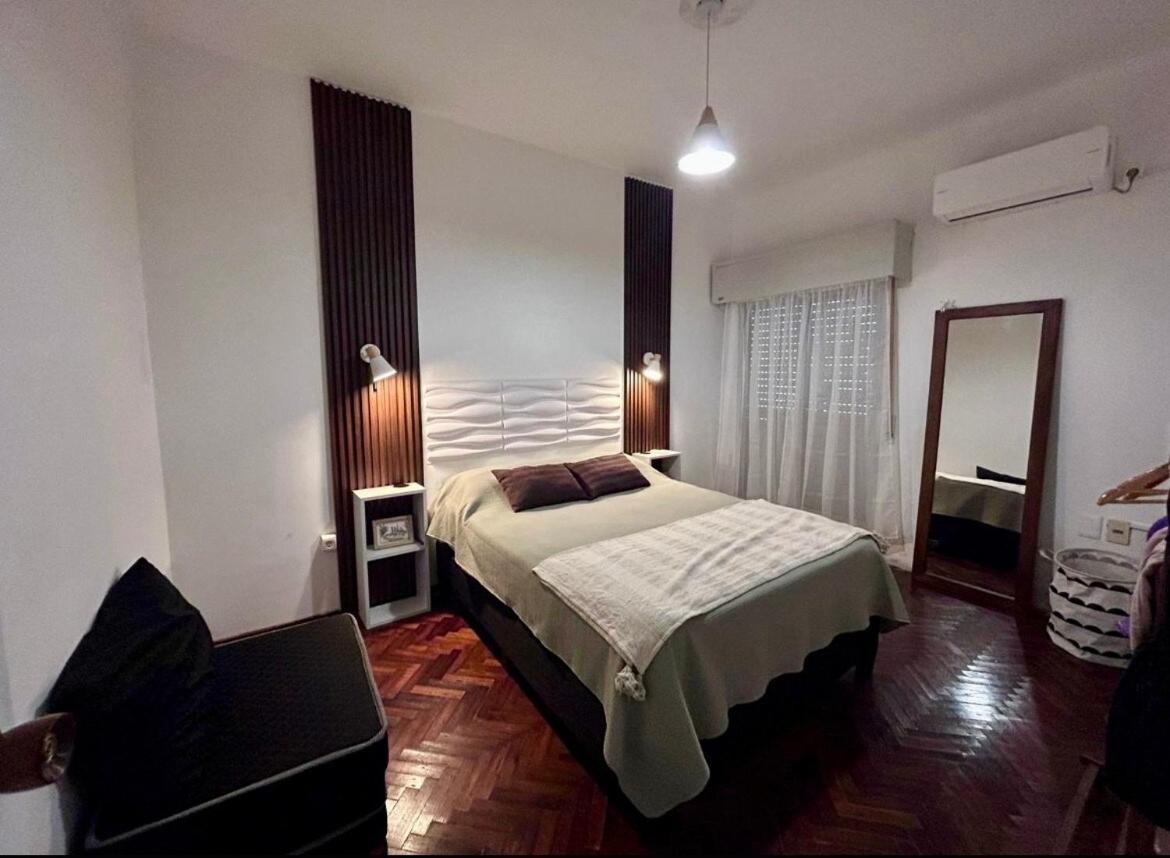 Apto A Cuadra De La Playa Pocitos Apartamento