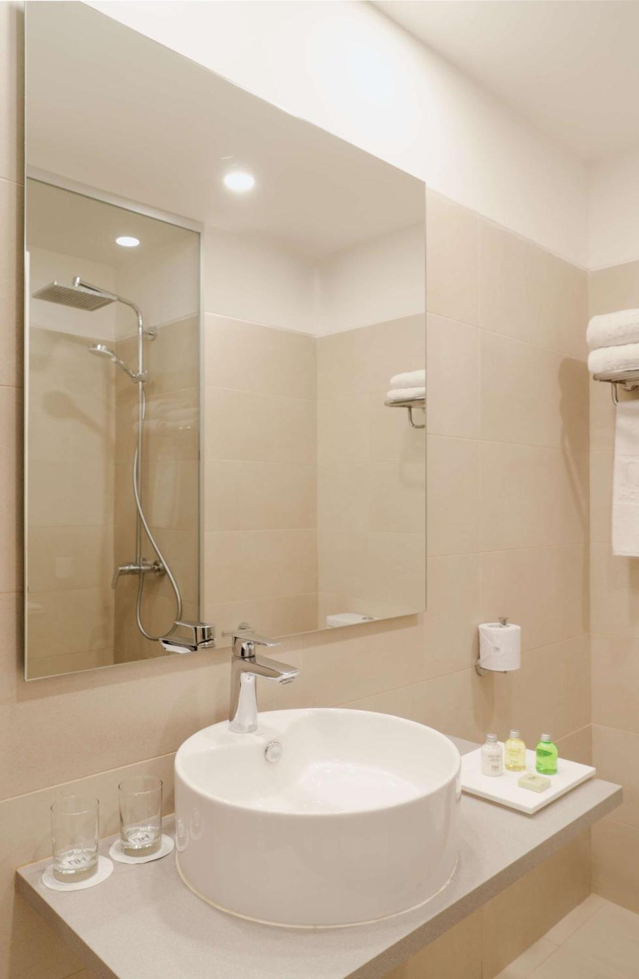Nh Columbia 4*