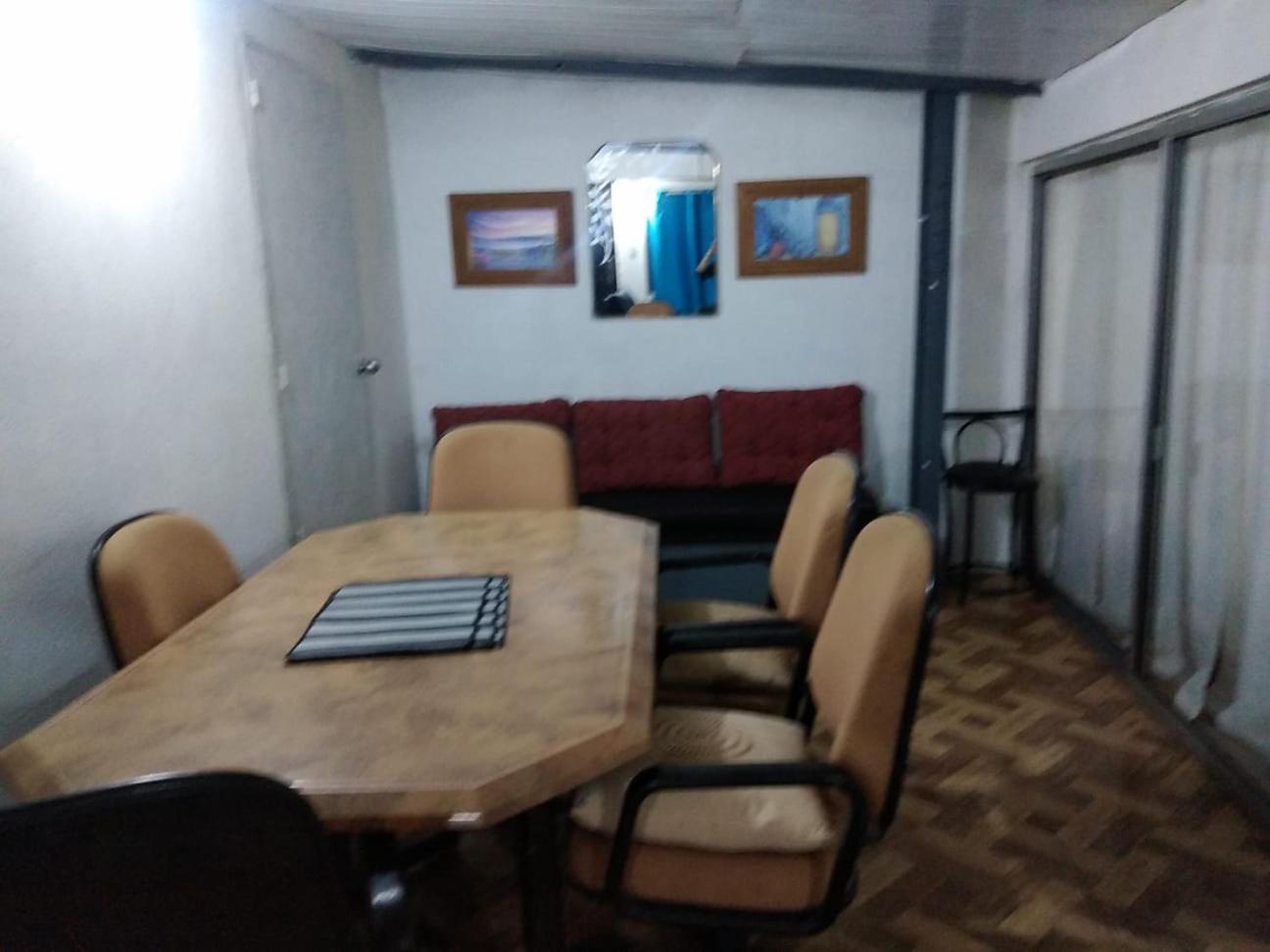 Casa Interior Pocitos