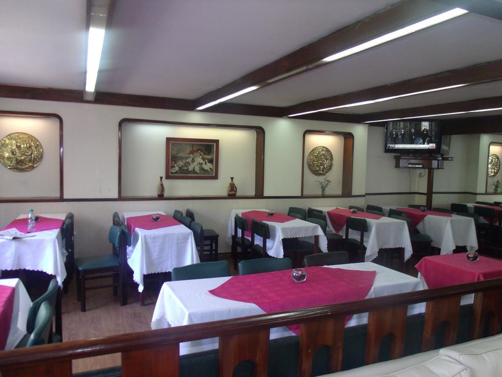 Angeles Hotel