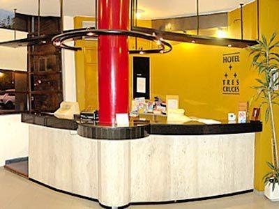 Tres Cruces Hotel