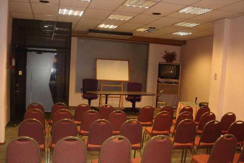 Oxford Hotel 3*