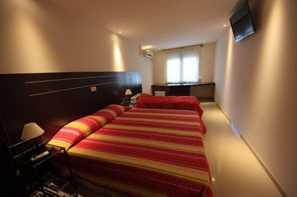 Hotel Iberia Montevideu