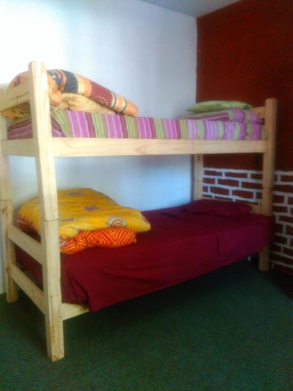 Tazu Hostel (Adults Only)