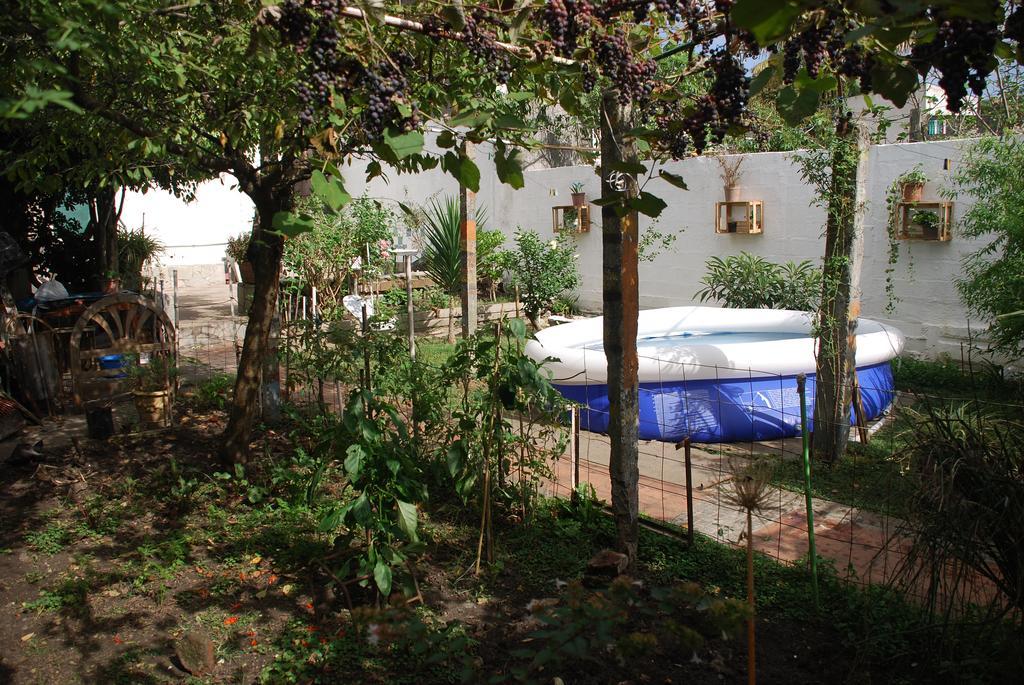 Habitación en casa particular With Big Garden *