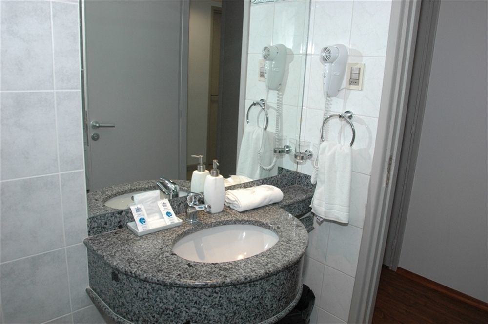 California Hotel 3*