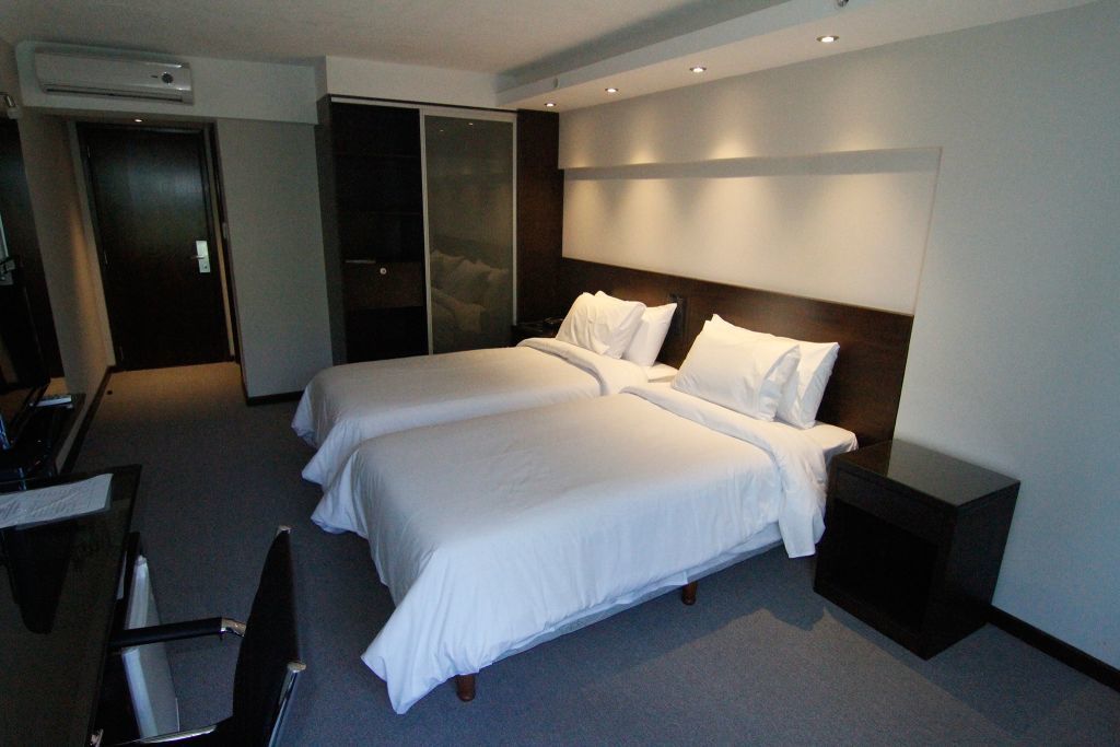 Crystal Tower 4*