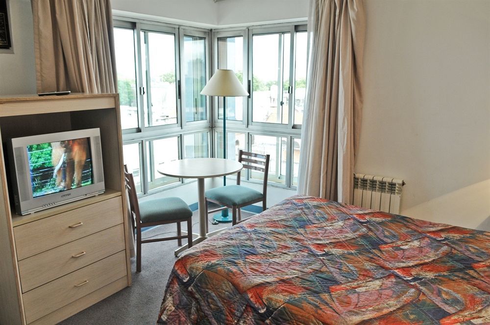 Hotel Tres Cruces Montevideo