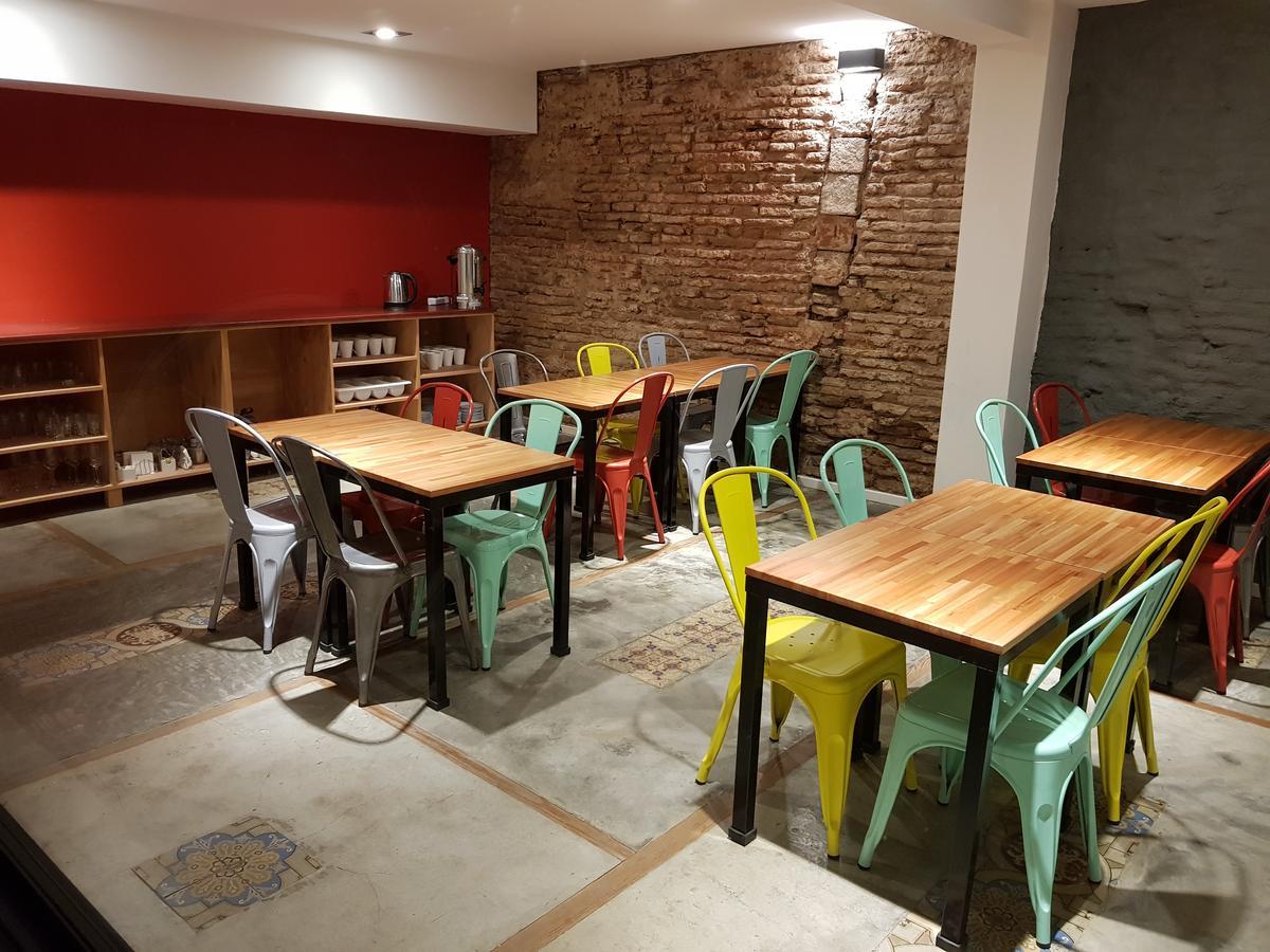 Circus Hostel&hotel * Montevideo