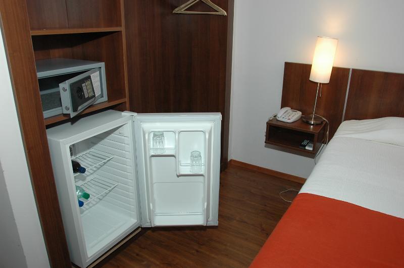 California Hotel 3*