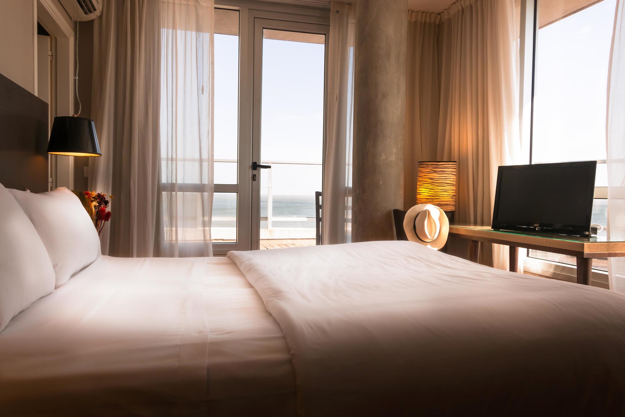 Hotel Axsur Design 4*