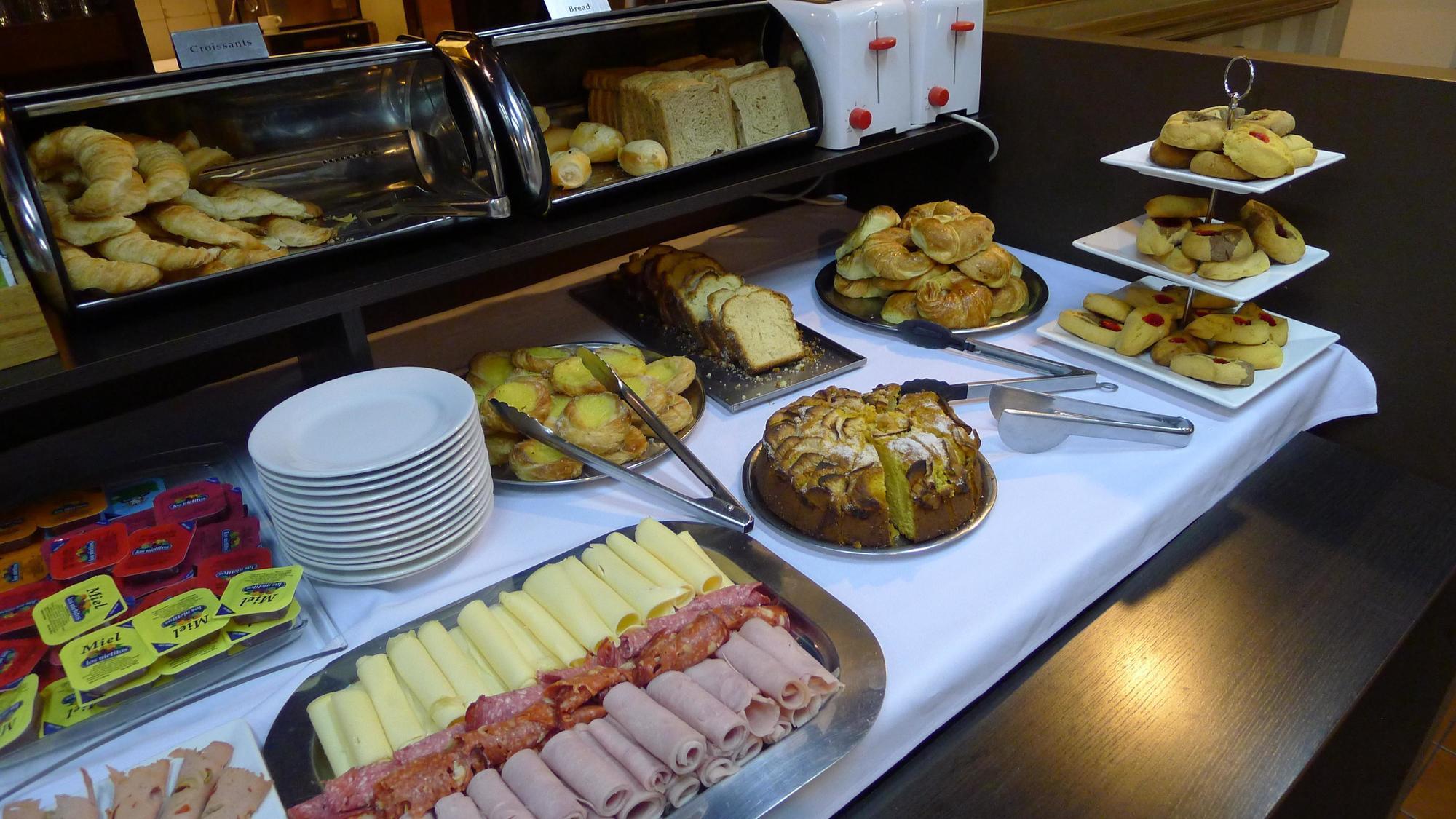 Alvear Hotel 3*