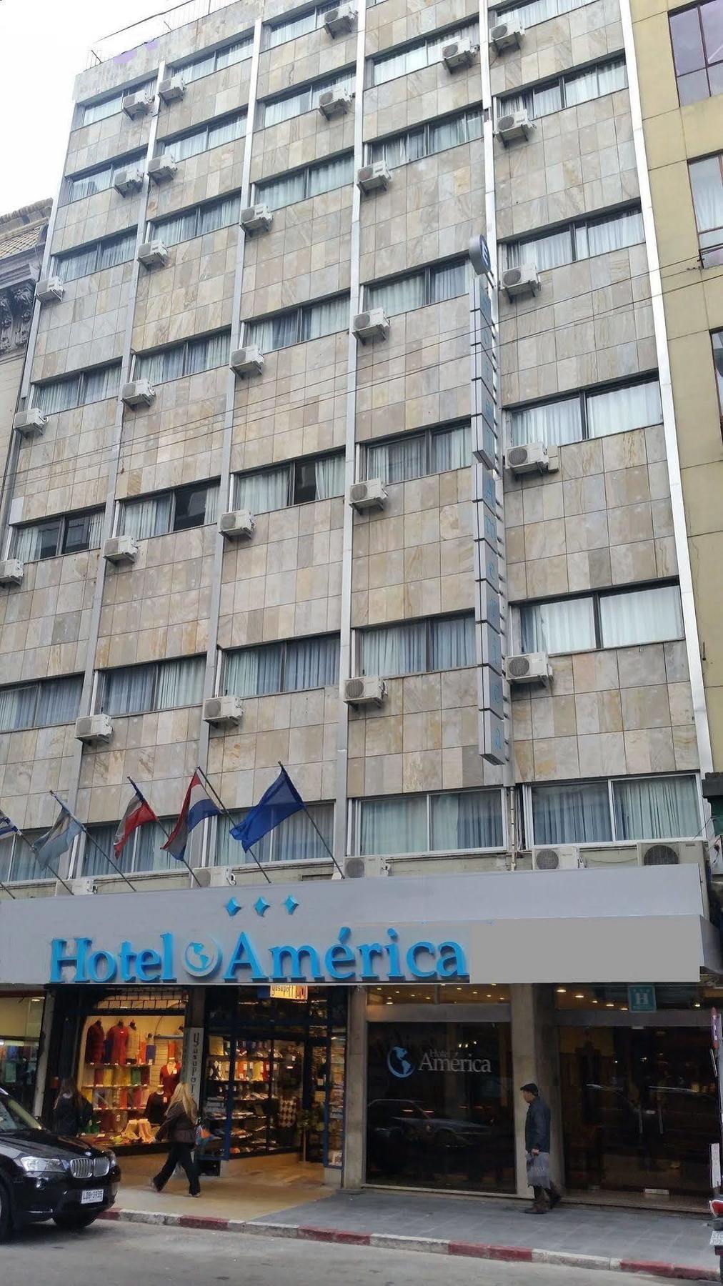 America 3* Montevideo