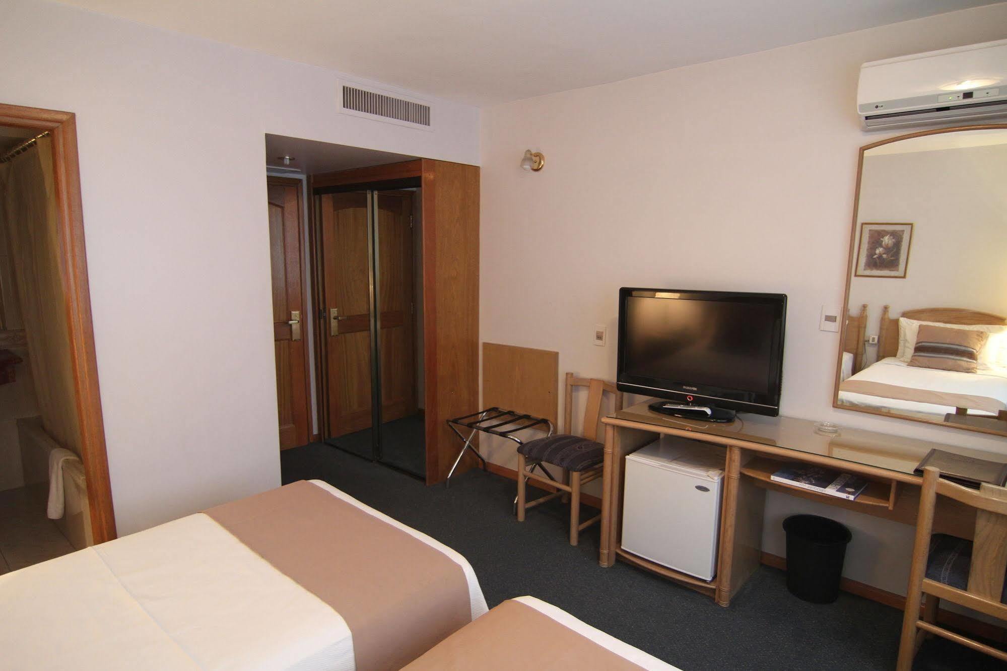 Hotel Crystal Palace 4*