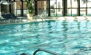Radisson Victoria Plaza Hotel