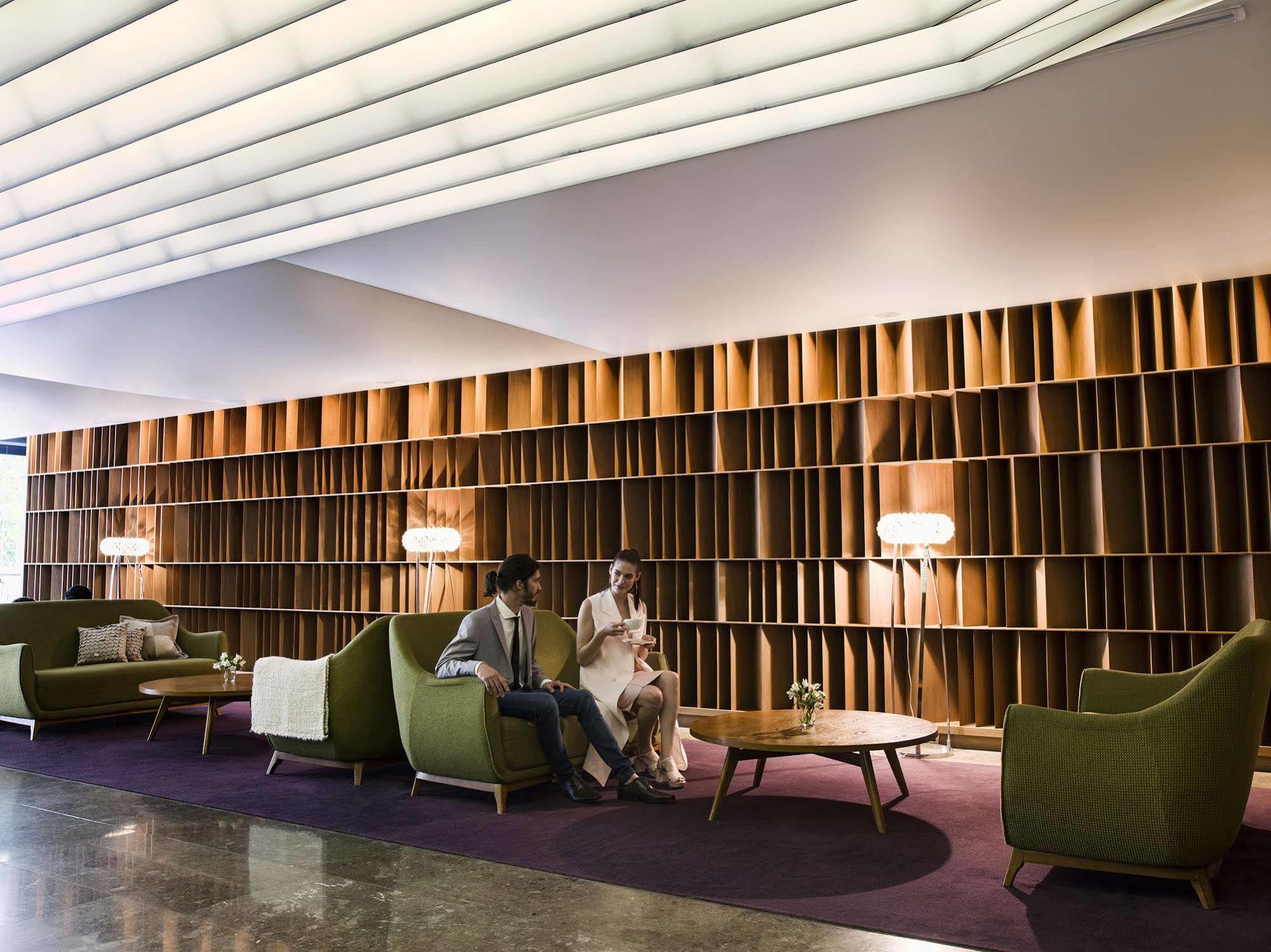 Hotel Dazzler By Wyndham