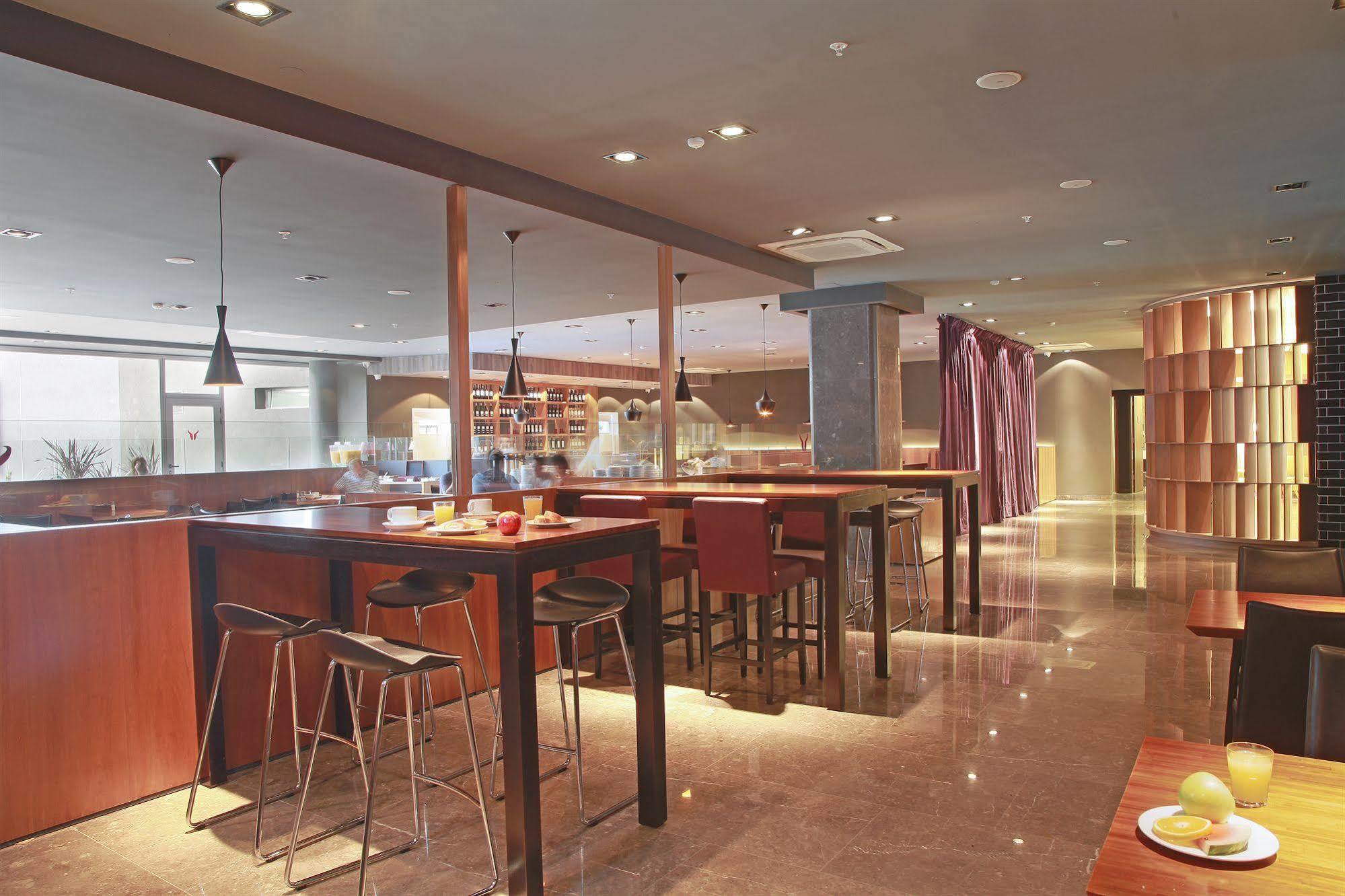Hotel Dazzler By Wyndham Montevideo