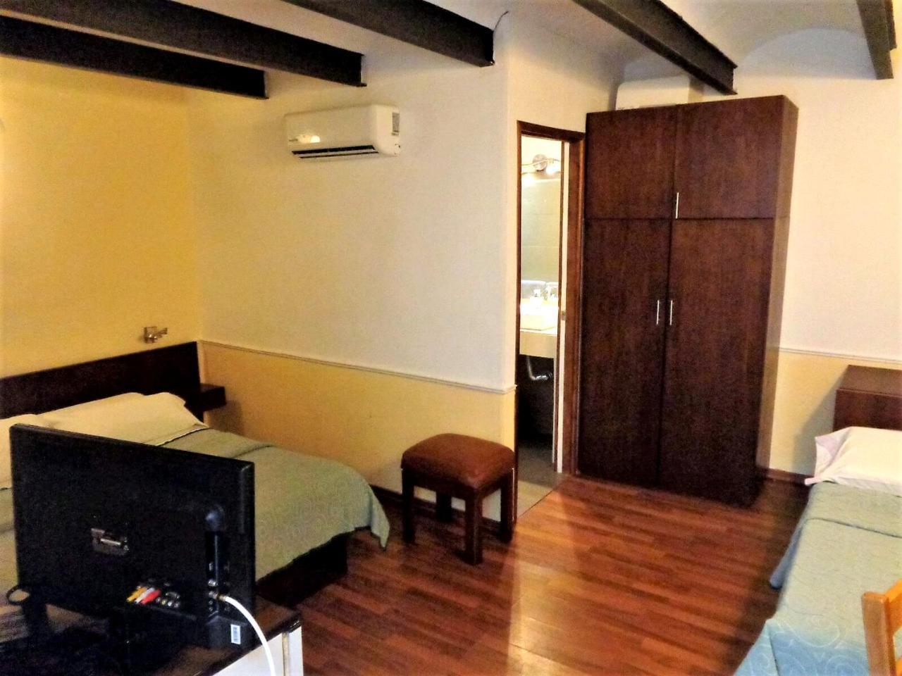 Hotel Casablanca 2*