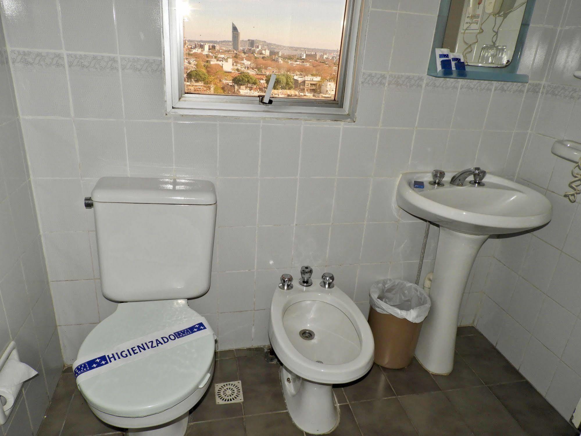 Tres Cruces Hotel 3*