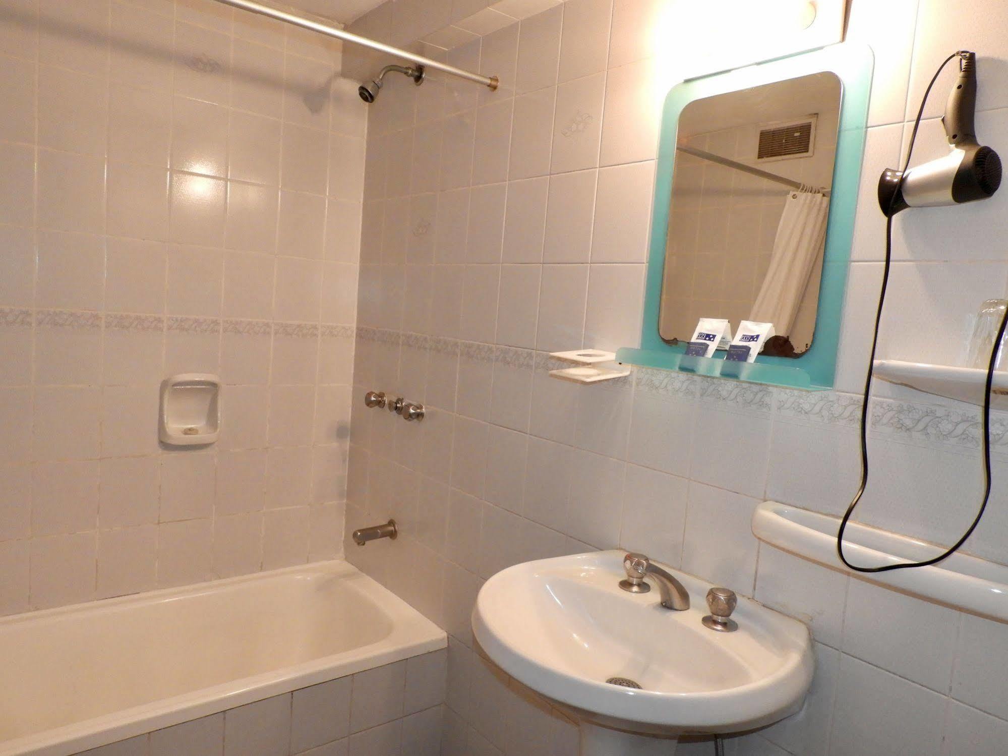 Tres Cruces Hotel Montevideo