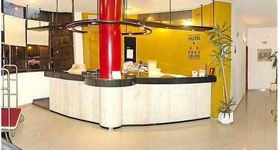 Hotel Tres Cruces 3*