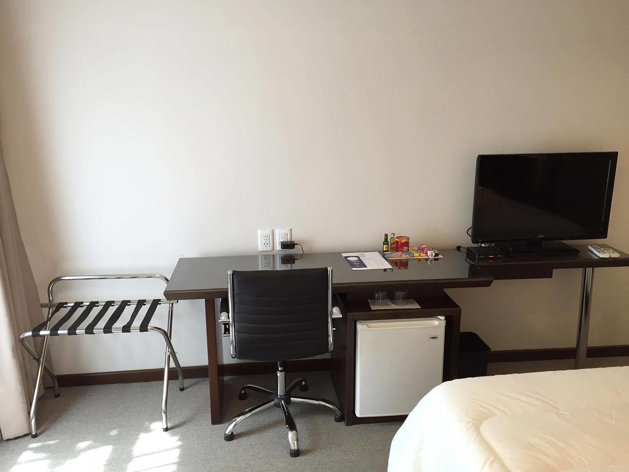 Crystal Tower 4*