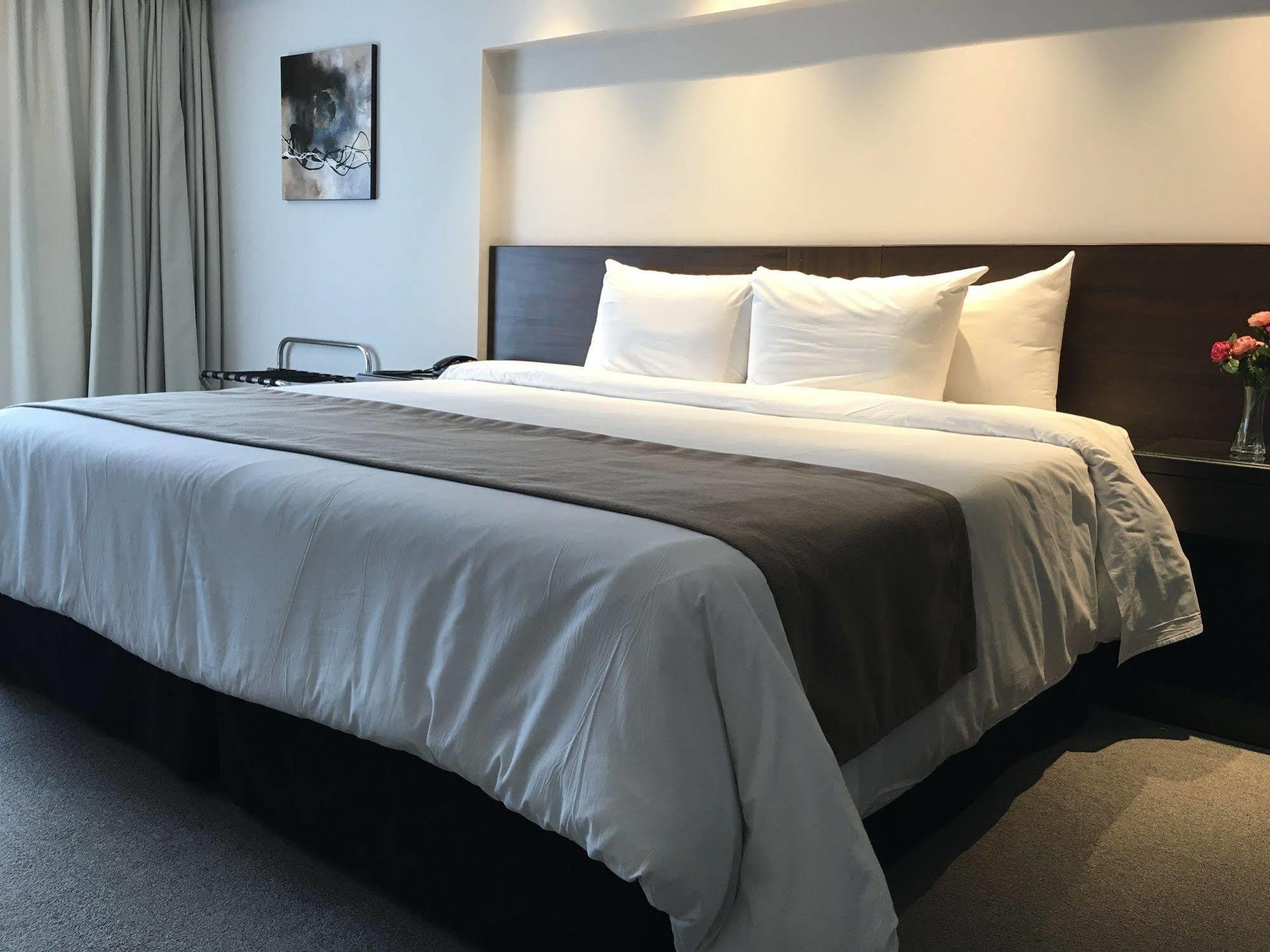 Crystal Tower Hotel 4*