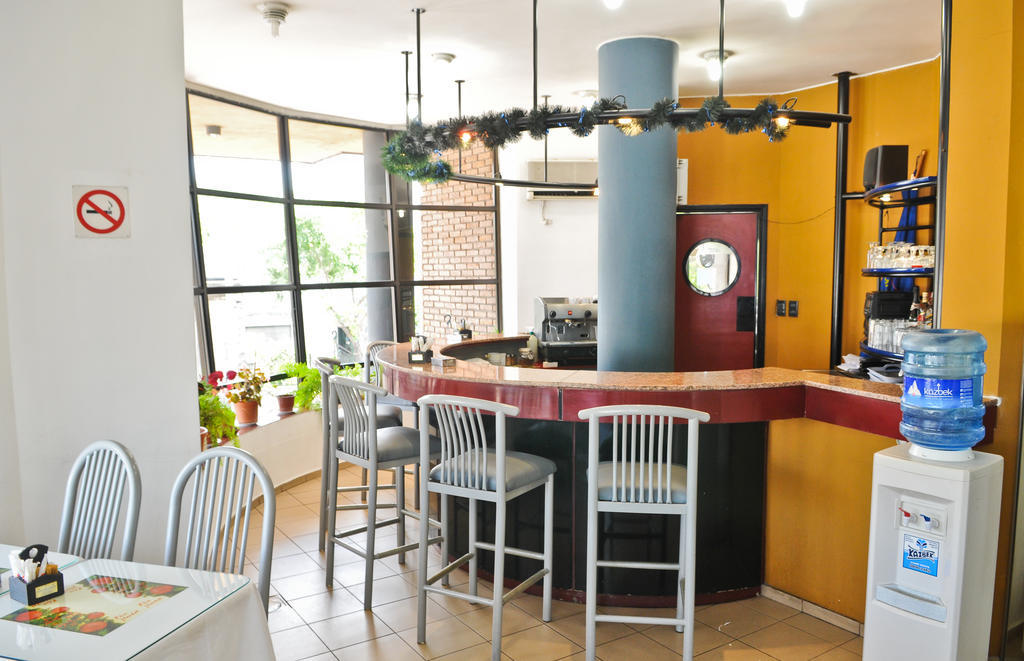 Hotel Tres Cruces Montevideo