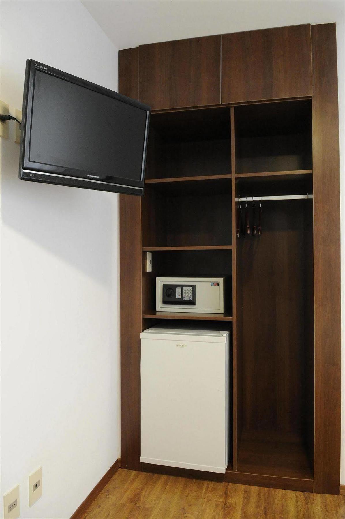 California Hotel Montevideo