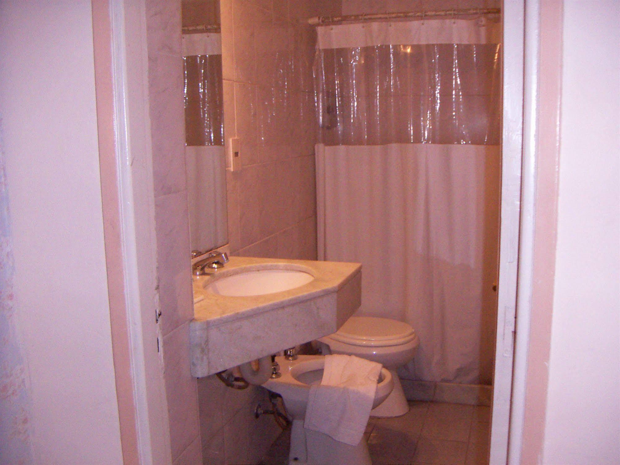 Hotel Angeles 2*