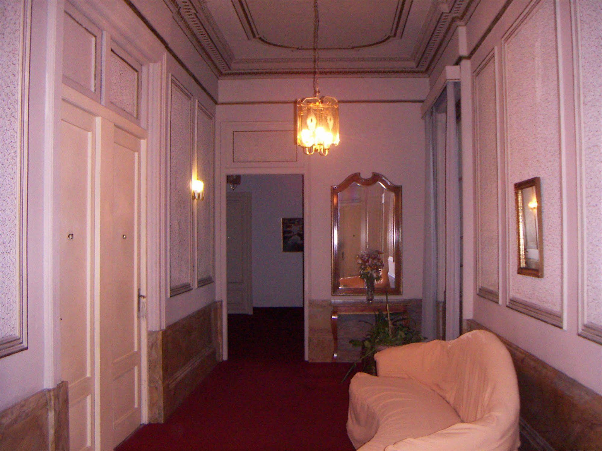 Hotel Angeles 2*