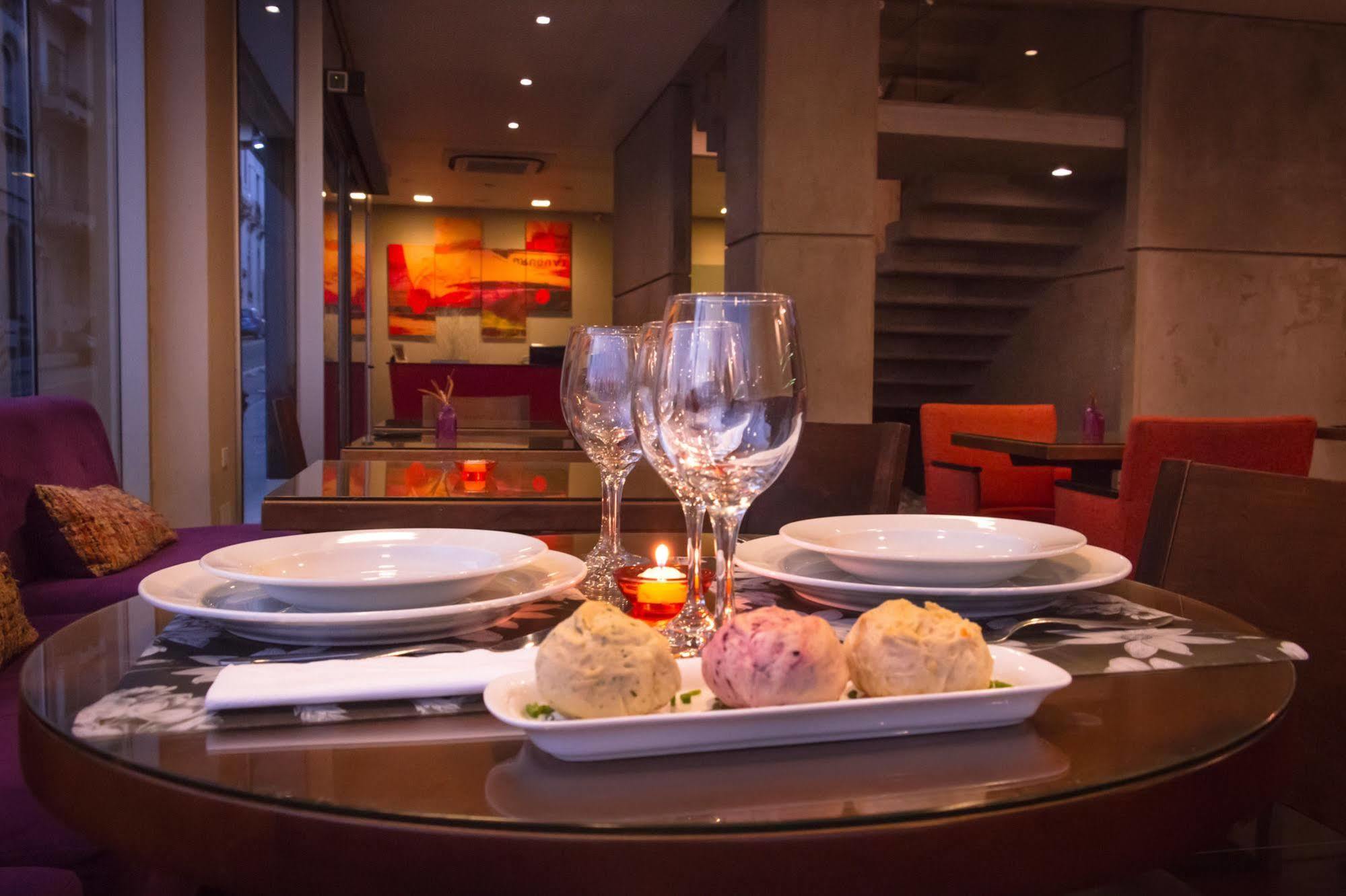 Axsur Design Hotel 4*