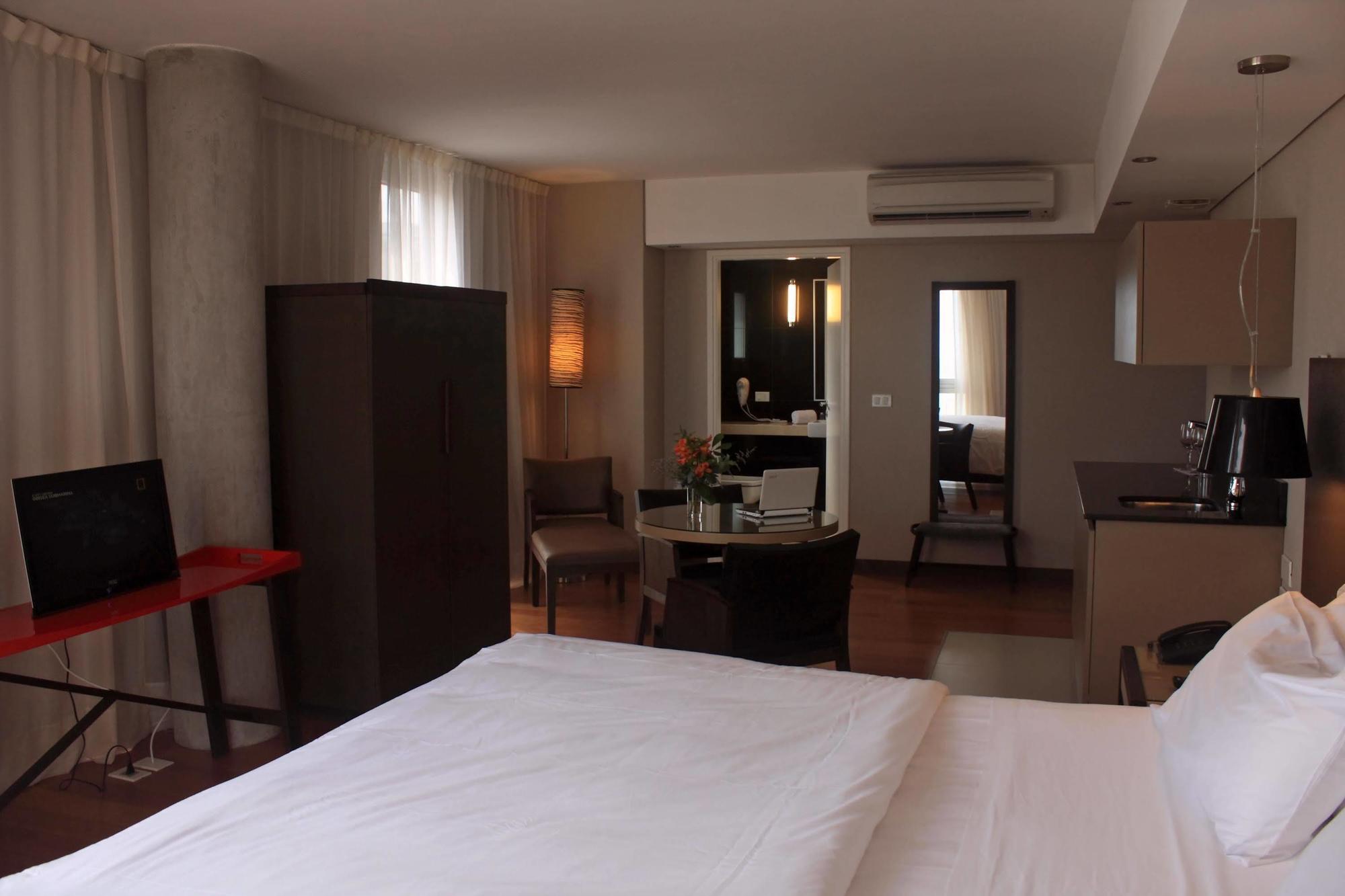 Hotel Axsur Design 4*
