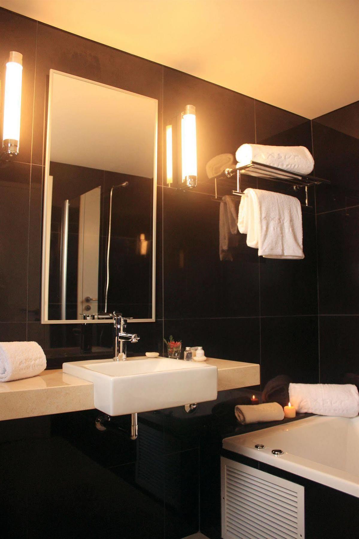 Axsur Design