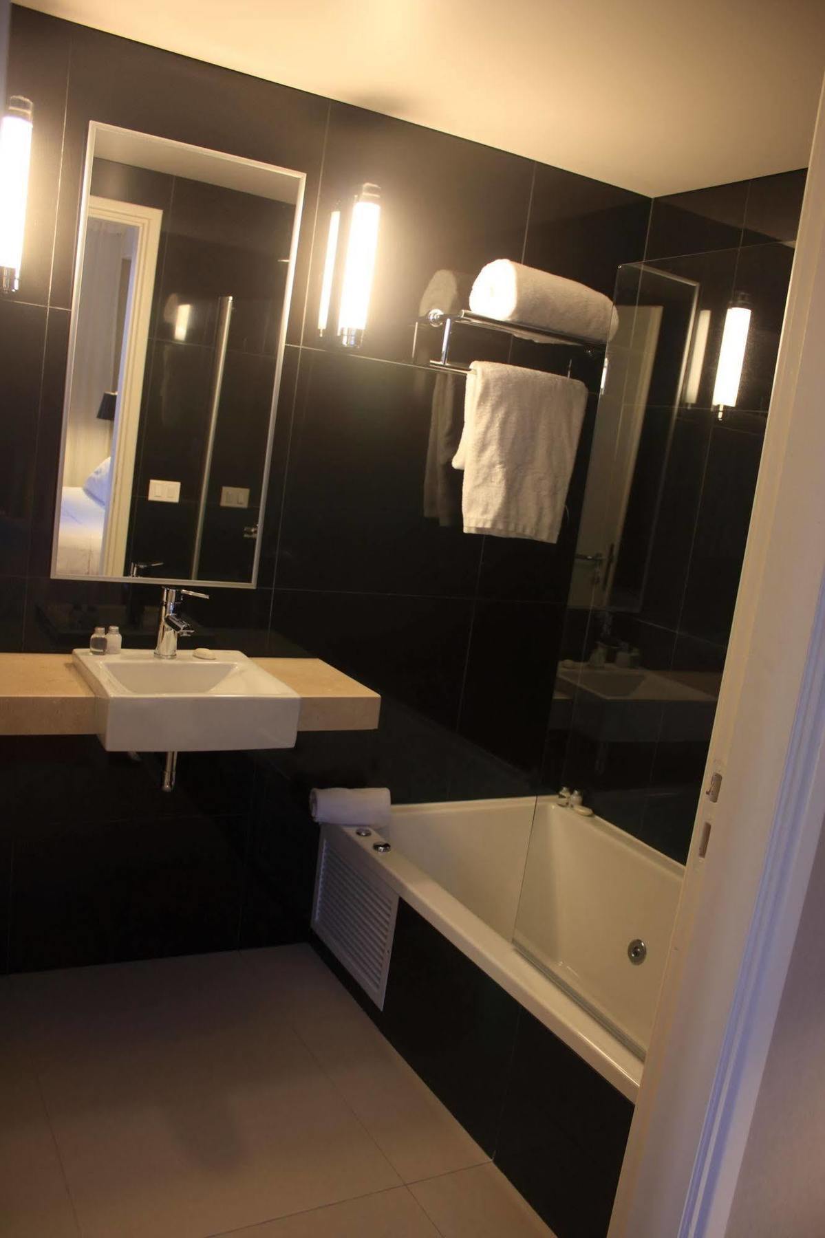 Hotel Axsur Design