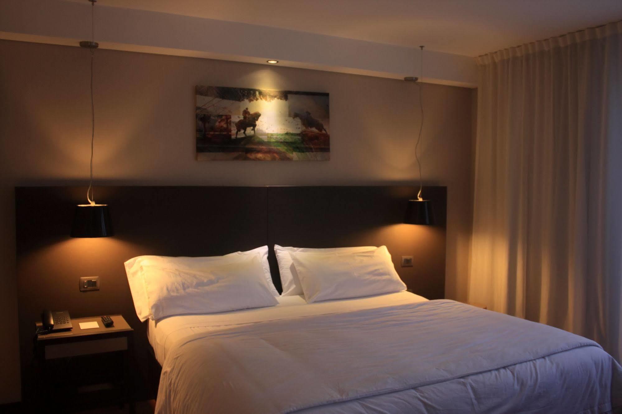 Axsur Design Hotel 4*