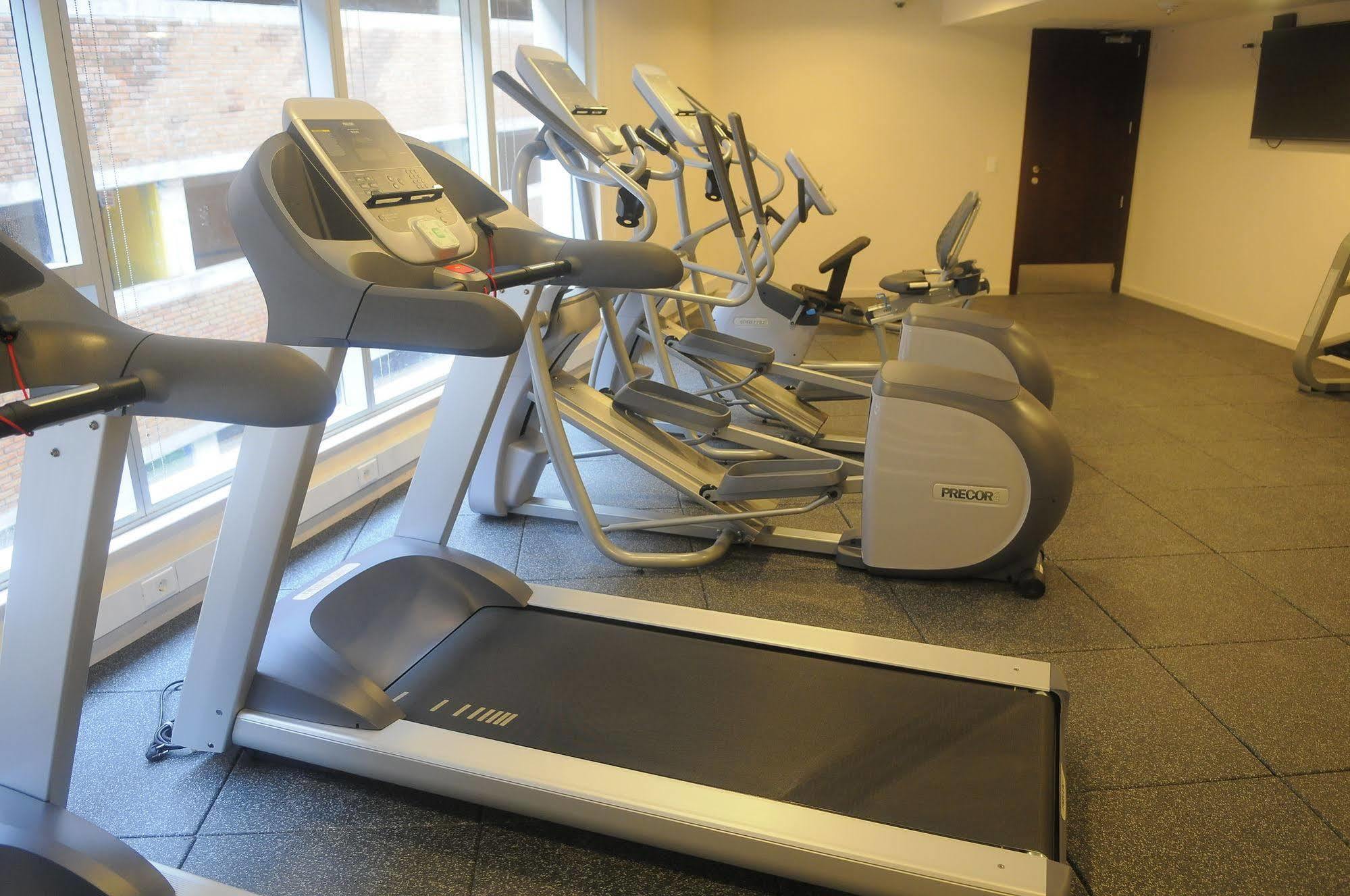 Hilton Garden 4*