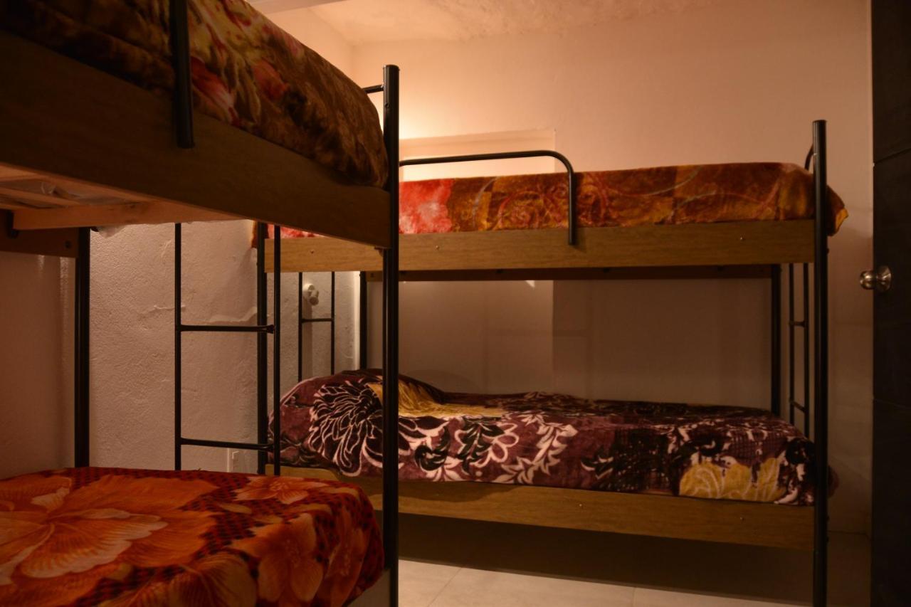 Hostal Piano Sur *