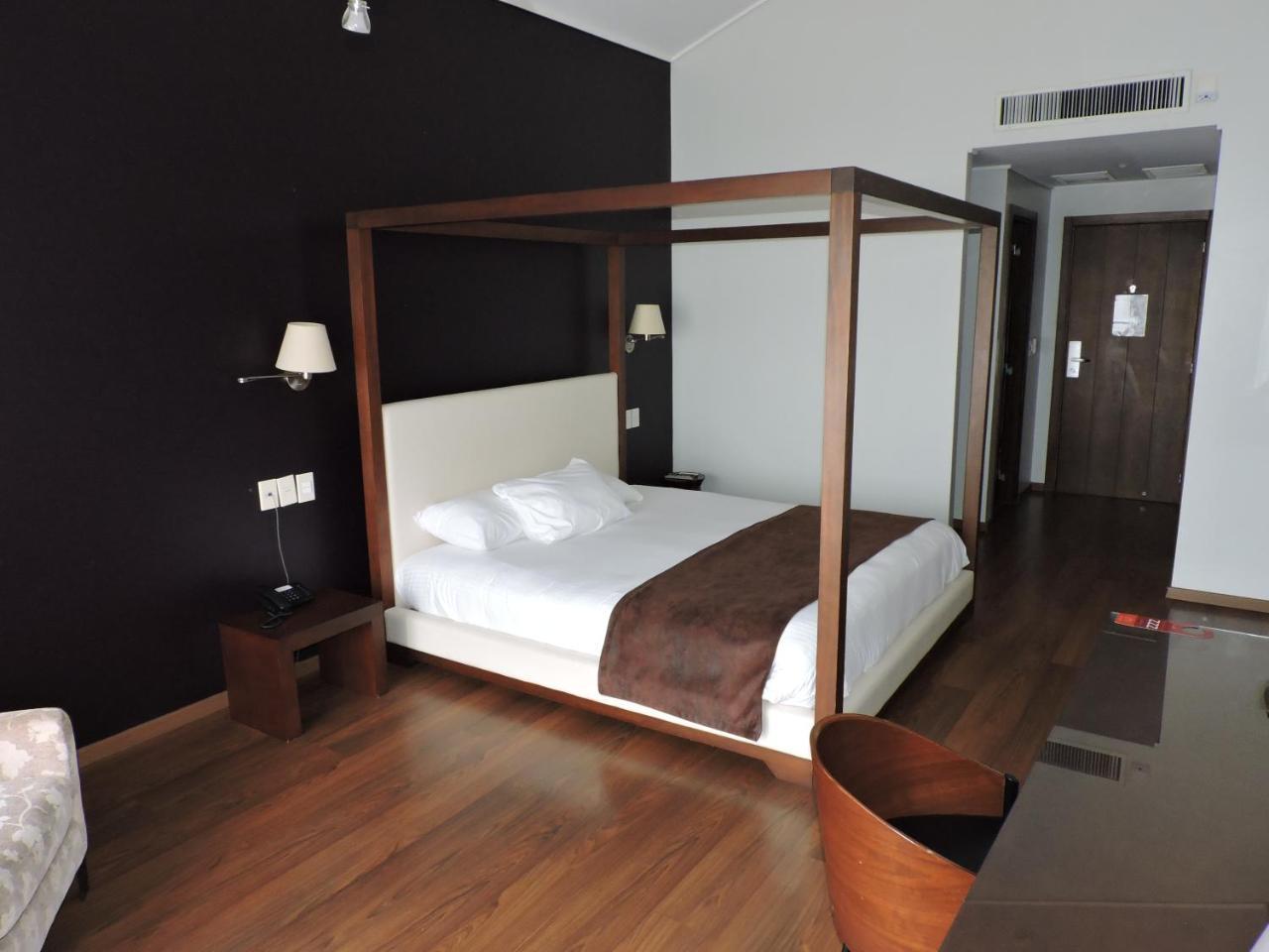 Hotel Regency Park 4*