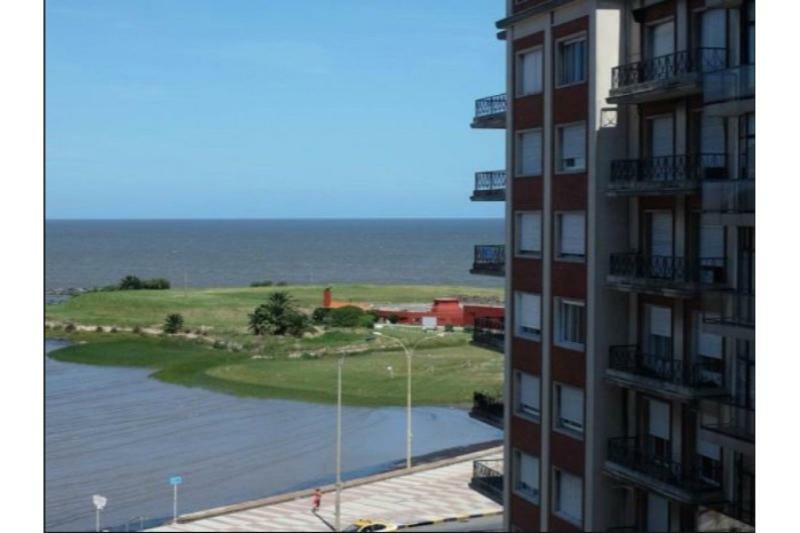 27 Hotel Montevideo