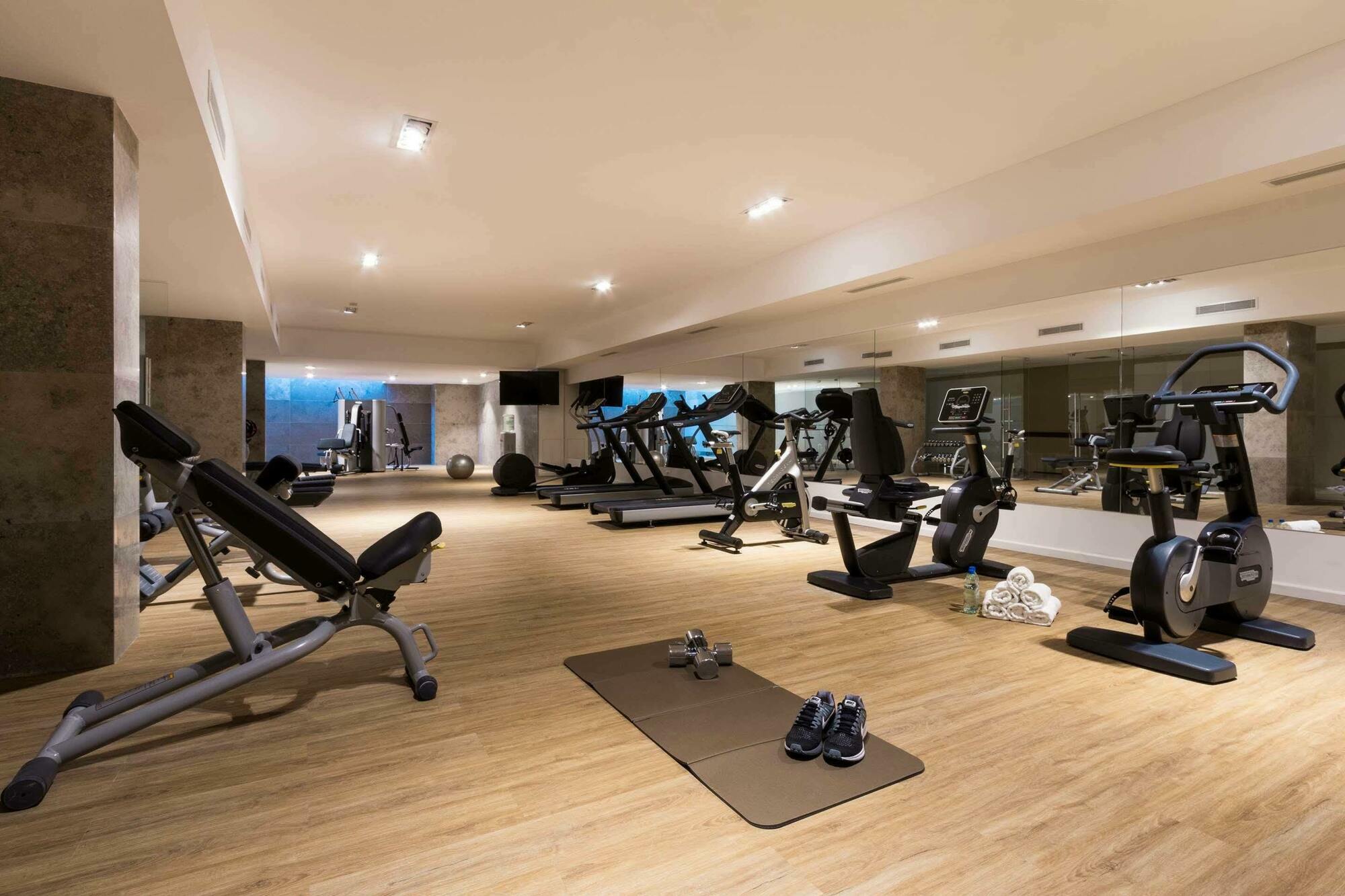Esplendor By Wyndham Punta Carretas Hotel 4*