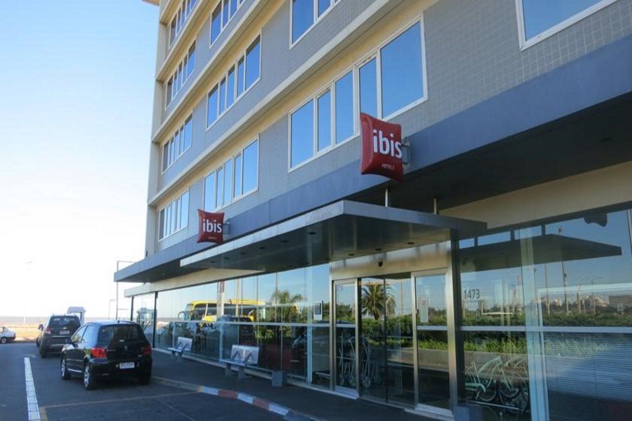 Ibis Rambla Hotel 3*