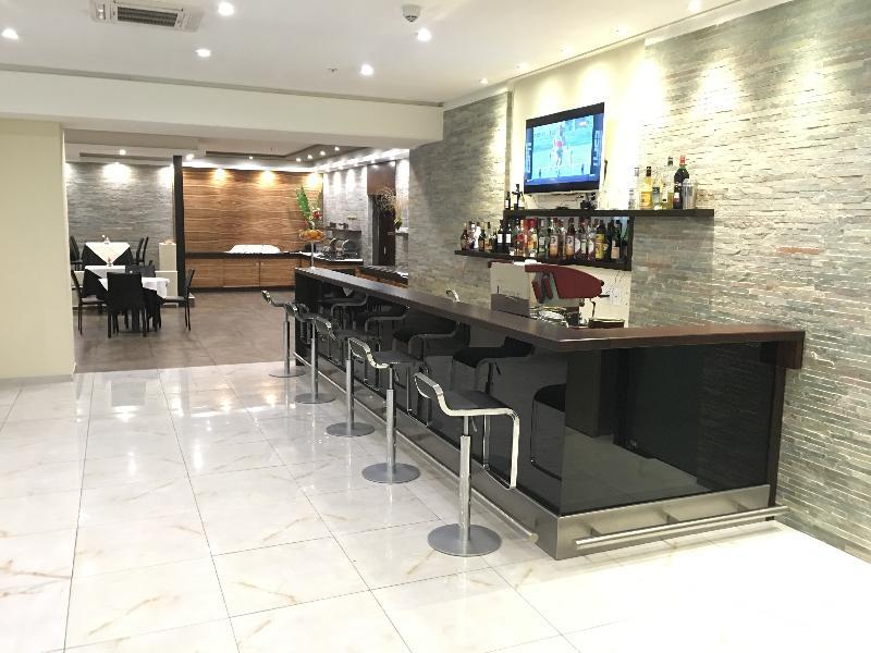 Crystal Tower 4* Montevideo