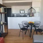 Modern Apartment First Line Beach Montevideo Uy
