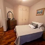 Hermosa habitación en apartamento en Carrasco.